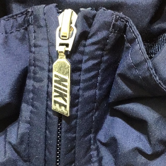 NIKE  MENS NAVY BLUE WINDBREAKER  LON SLEEVES JACKET SZ  XL - Picture 5 of 12